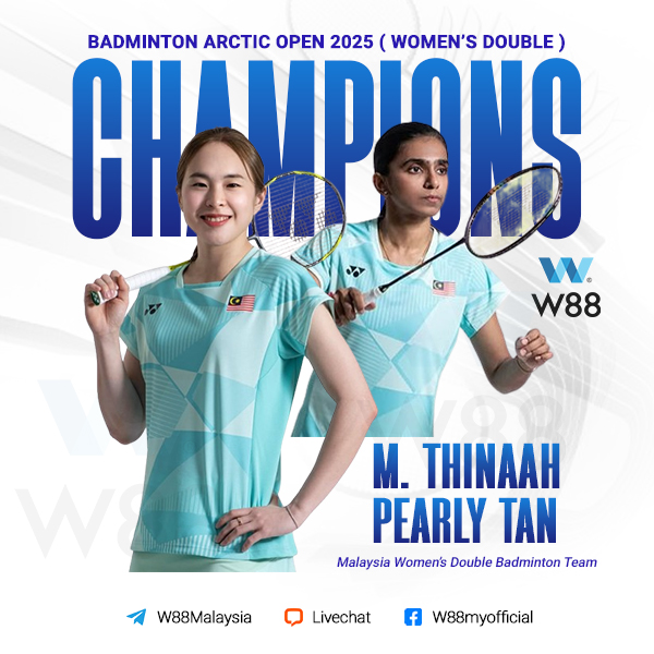 W88-Malaysia-Badminton-Arctic-Open-2025-Champions-Pearly-Tan-Thinaah